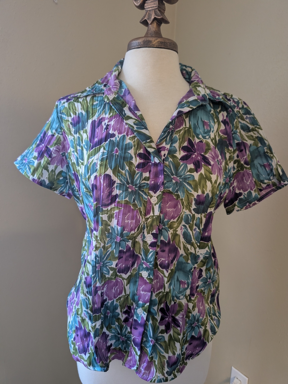 Women's Floral Button-Down Short Sleeve Shirt in Purple & Teal